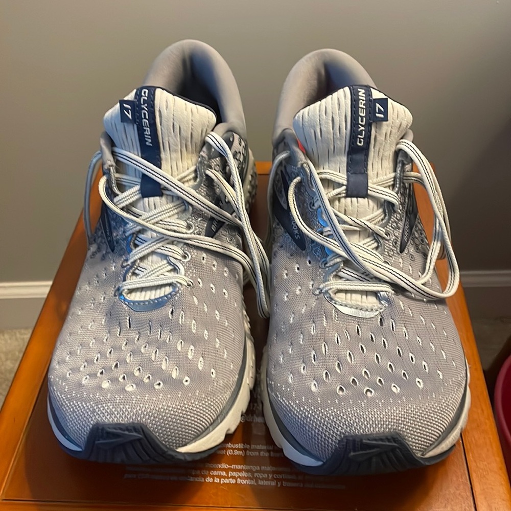Brooks Glycerin 17 men’s running shoes